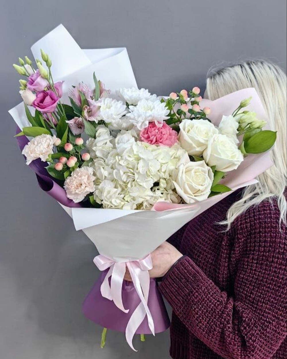 Авторский букет с гортензией