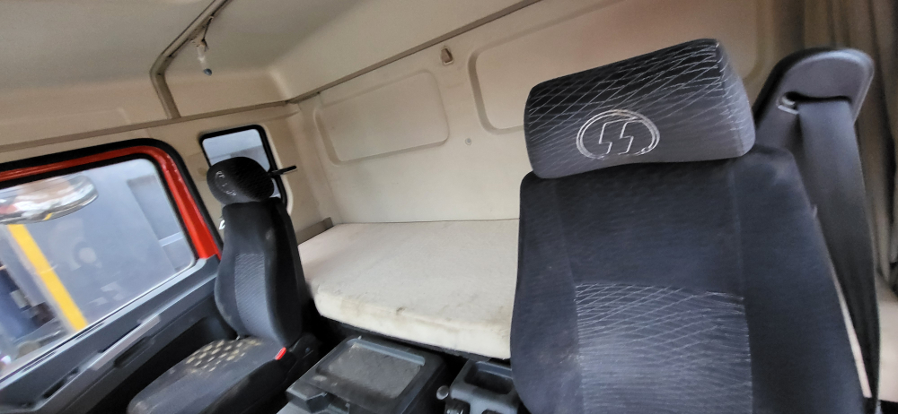 Shacman (Shaanxi) SX* 6x4 Самосвал SX32586V384 (Дизельный, 11,6 л, 423 л.с., МТ)