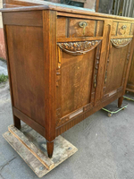 Старинный комод с зеркалом