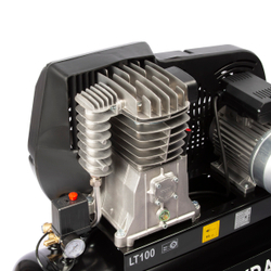 WDK-91053 Компрессор поршневой с ременным приводом 423 л/мин, 2.2 КВт, 220 В, ресивер 100 л