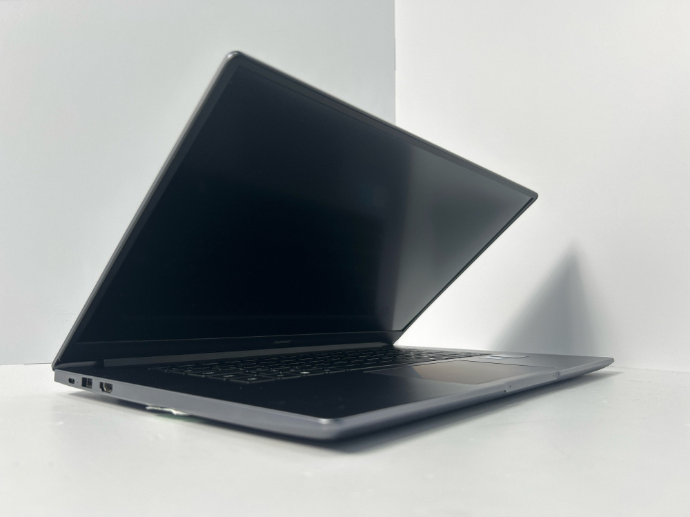 Ноутбук Huawei MateBook D 15 (BOD-WDI9) 15.6"/Intel Core i3-1115G4/RAM 8GB/SSD 256GB/Intel UHD/1920*1080/IPS/Window10/Подсветка кл-ры: нет/серый. Состояние: C2