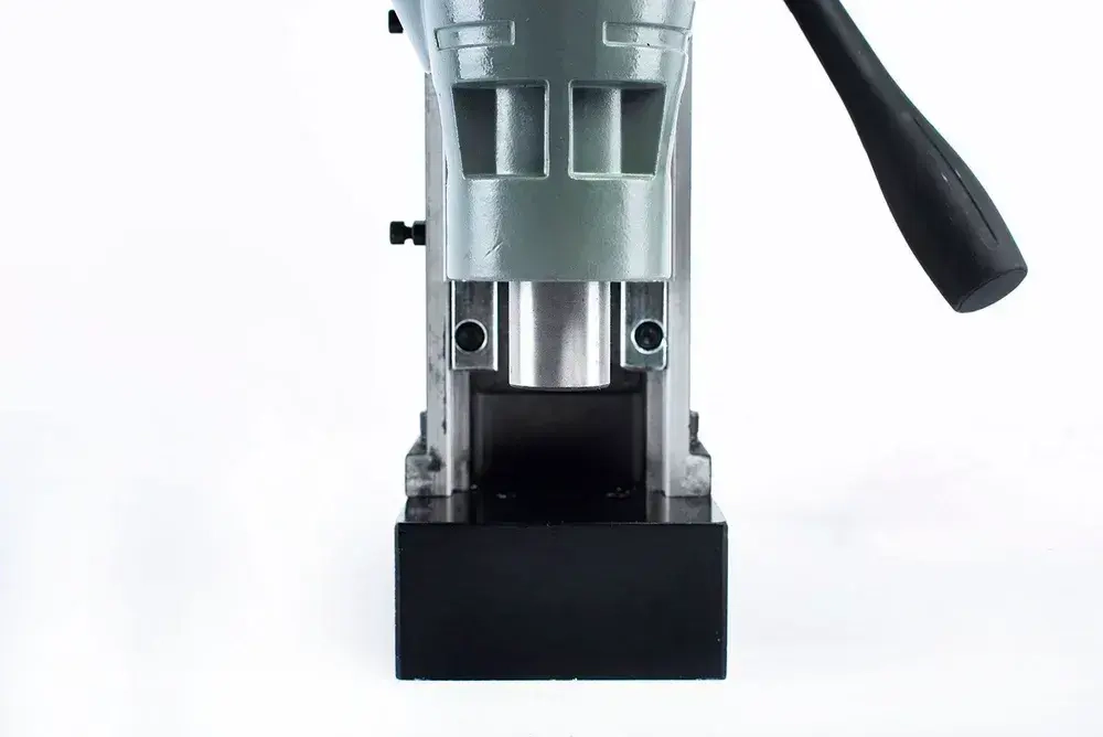 Сверлильный станок с магнитной стойкой Alteco MD 1323