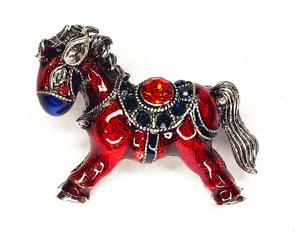 Брошка "Огненная Лошадка", стразы, бижутерный сплав, новогодняя