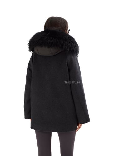 Черное шерстяное пальто с пуховым подкладом