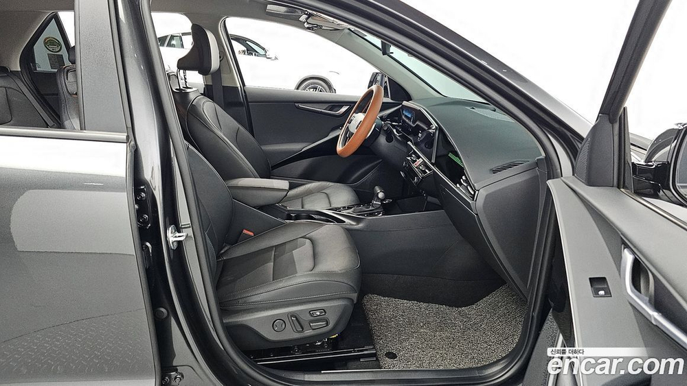 Kia The All New Niro Prestige (10.2022)