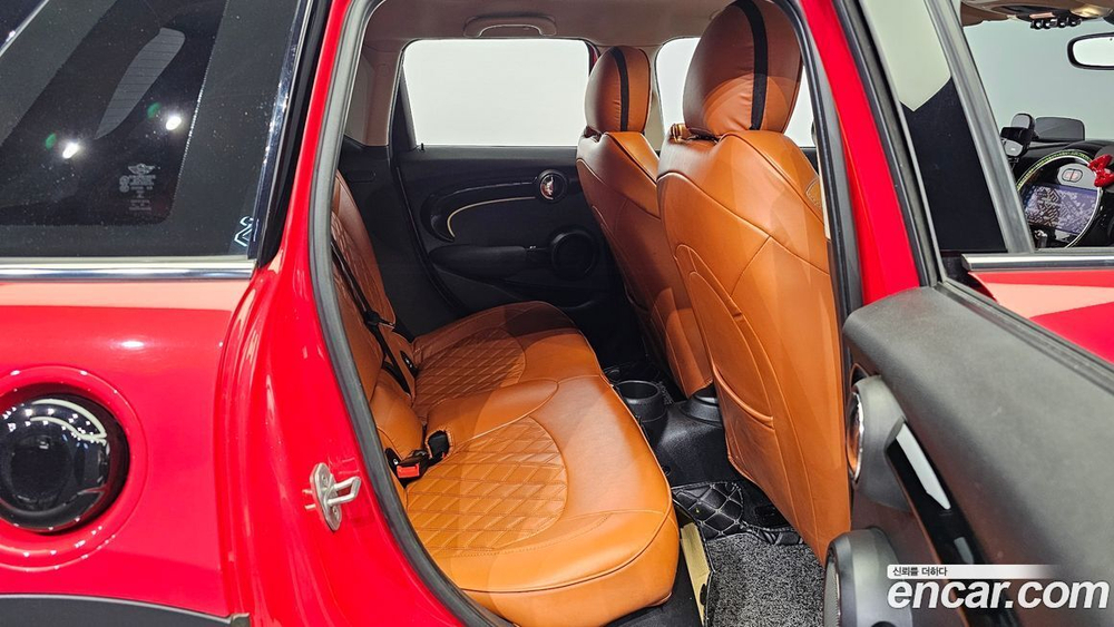 Mini Cooper S 5 даерей Classic (08.2021)