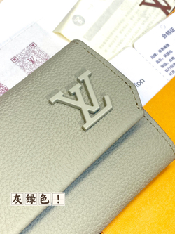 Louis Vuitton Slender Pilot