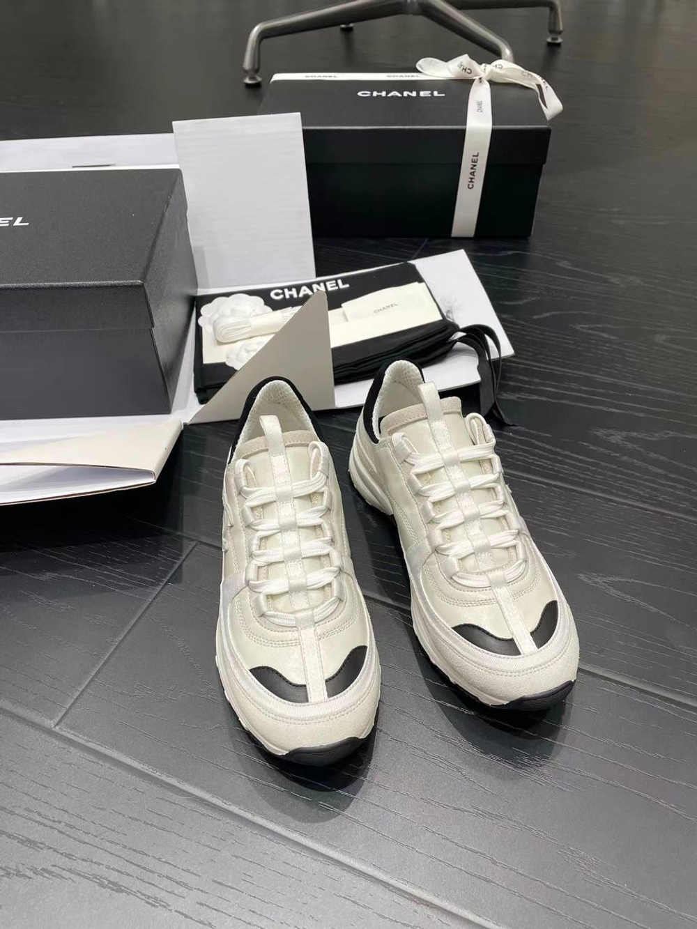 Кроссовки Chanel