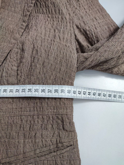 Жакет Oggi практичный 40 размер