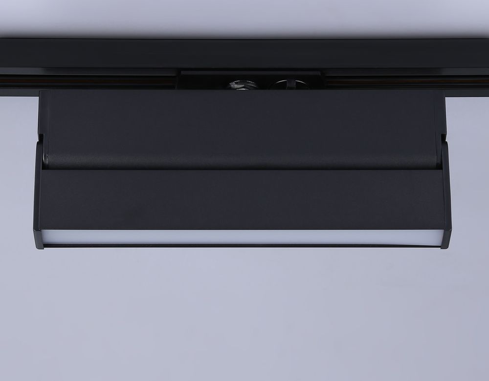 Ambrella Трековый однофазный светодиодный светильник Track System GL6808