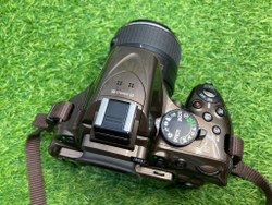 Nikon D5200 + 18-55mm Коричневый (3.400 кадров)