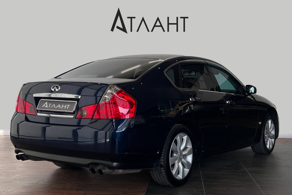 Infiniti M35, 2007 год