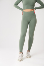 Легинсы с высокой талией