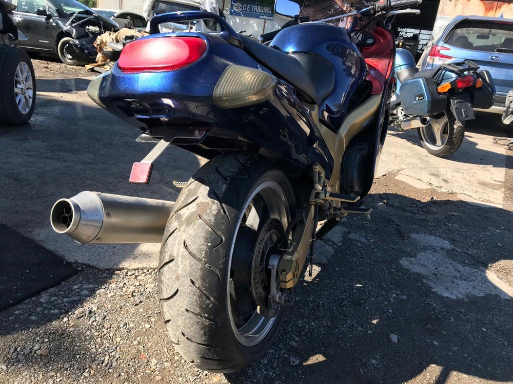 Kawasaki ZZ-R1100 ZXT10D-047820