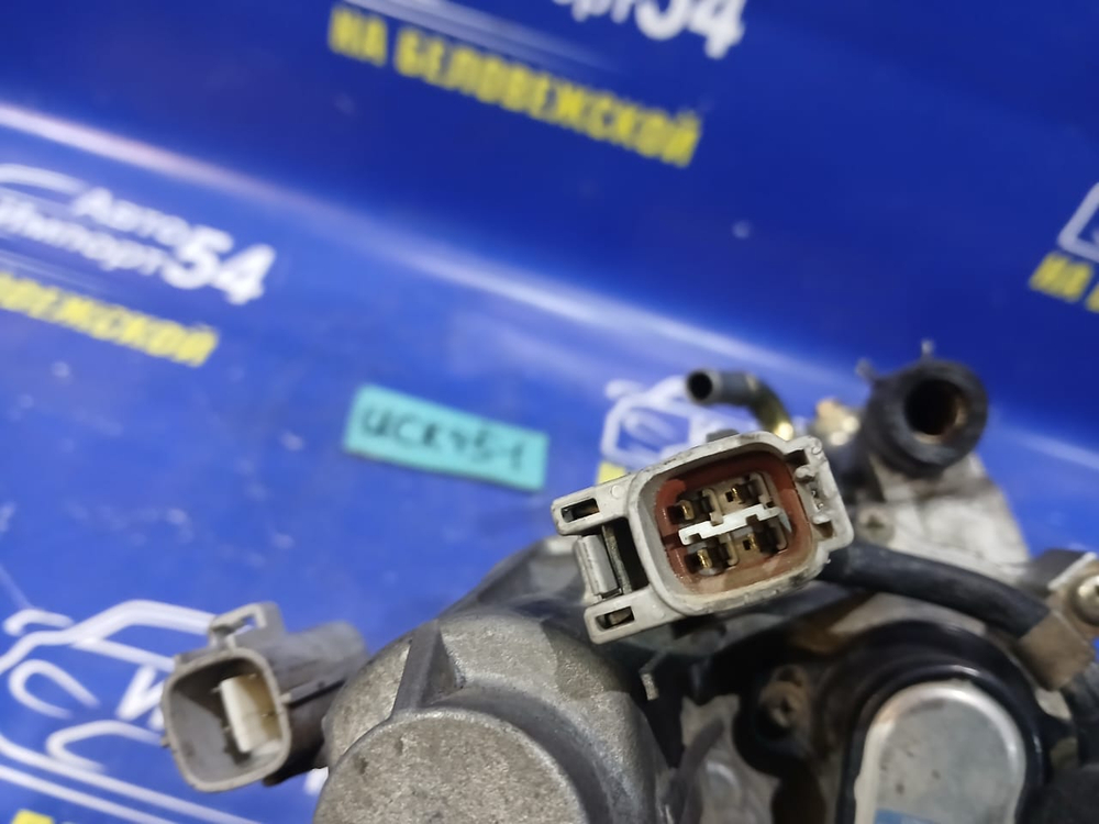 Дроссельная заслонка TOYOTA SEQUOIA 2000