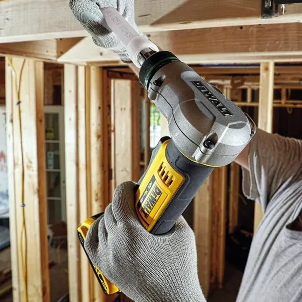 DeWalt DCE400NT-XJ расширитель для пластиковых труб (без АКБ и ЗУ)