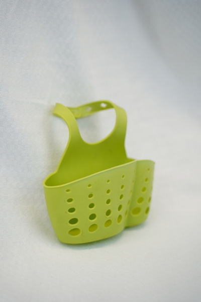 Держатель для губки и щеток на раковину