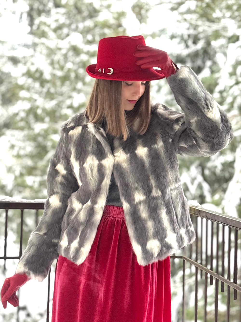 Шубка из натурального кролика .