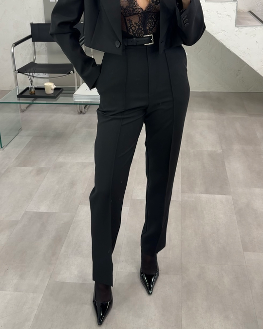 Брюки зауженные со шлицей