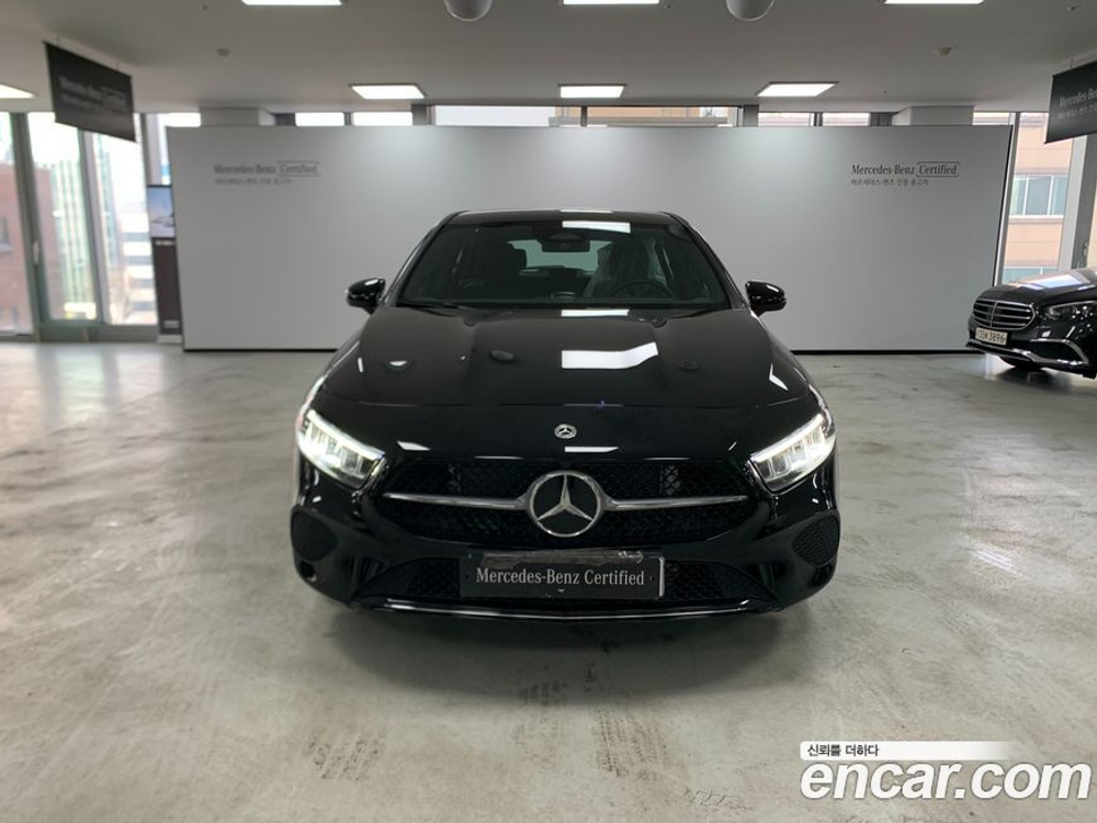 Mercedes-Benz A-Class W177 A220 Hatchback (12.2023)