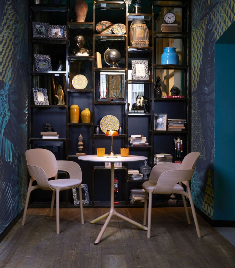 Кресло пластиковое с обивкой Scab Design Hug, карамельный