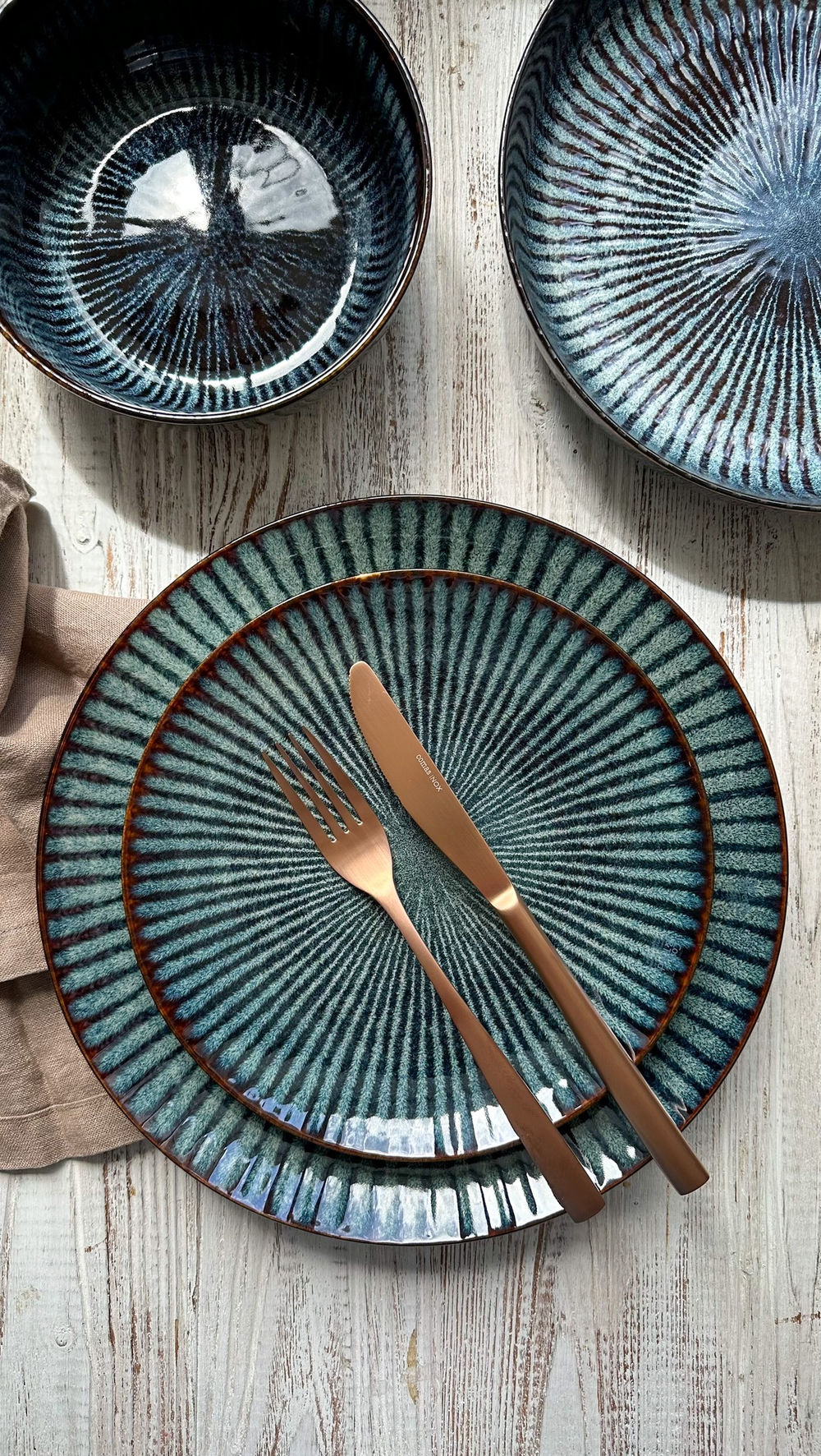 Тарелка d 21,5 см h 2,9 см, с полосками, ATLANTIS