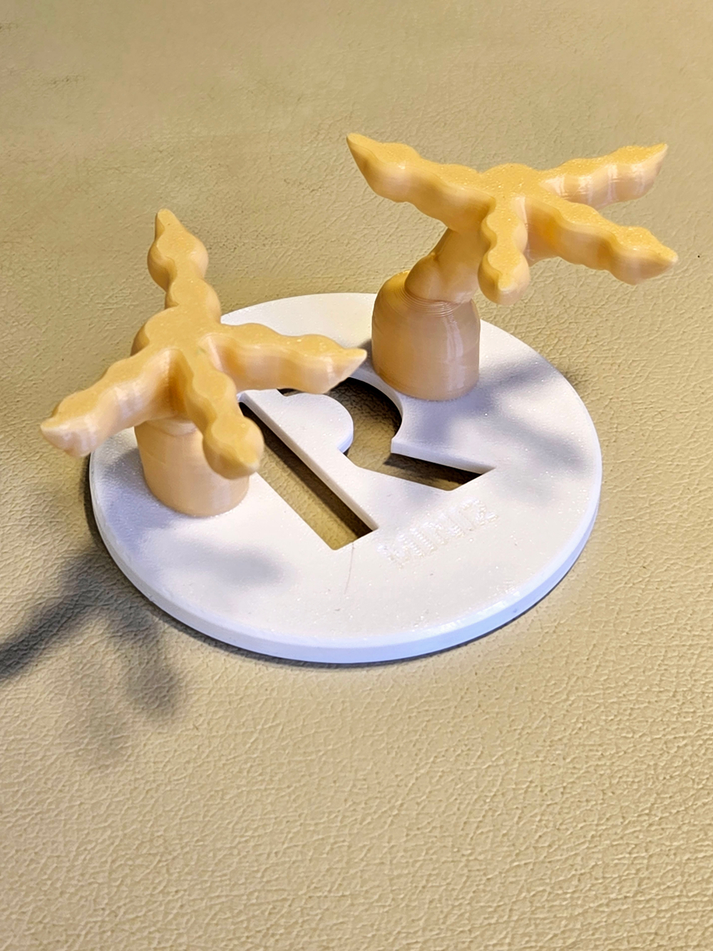 Шуточная подставка для Яндекс станции мини2 (Яндекс-Алиса) 3D печать, белая