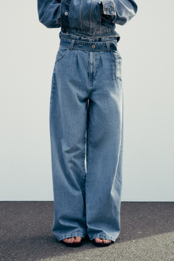 ZARA ДЖИНСЫ TRF С ВЫСОКОЙ ПОСАДКОЙ, СБОРКАМИ НА ПОЯСЕ И РЕМНЕМ, СИНИЙ