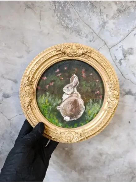 Картина на стену в круглой рамке