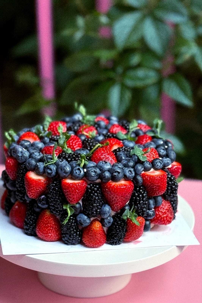 "ЧЕРНЫЙ ЛЕС" Б/Г В ЯГОДАХ (2,55 кг)