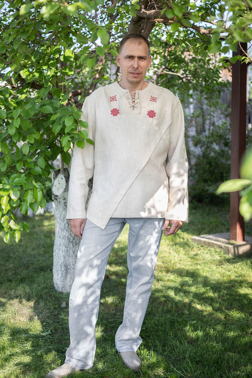 Рубашка из крапивы с вышивкой