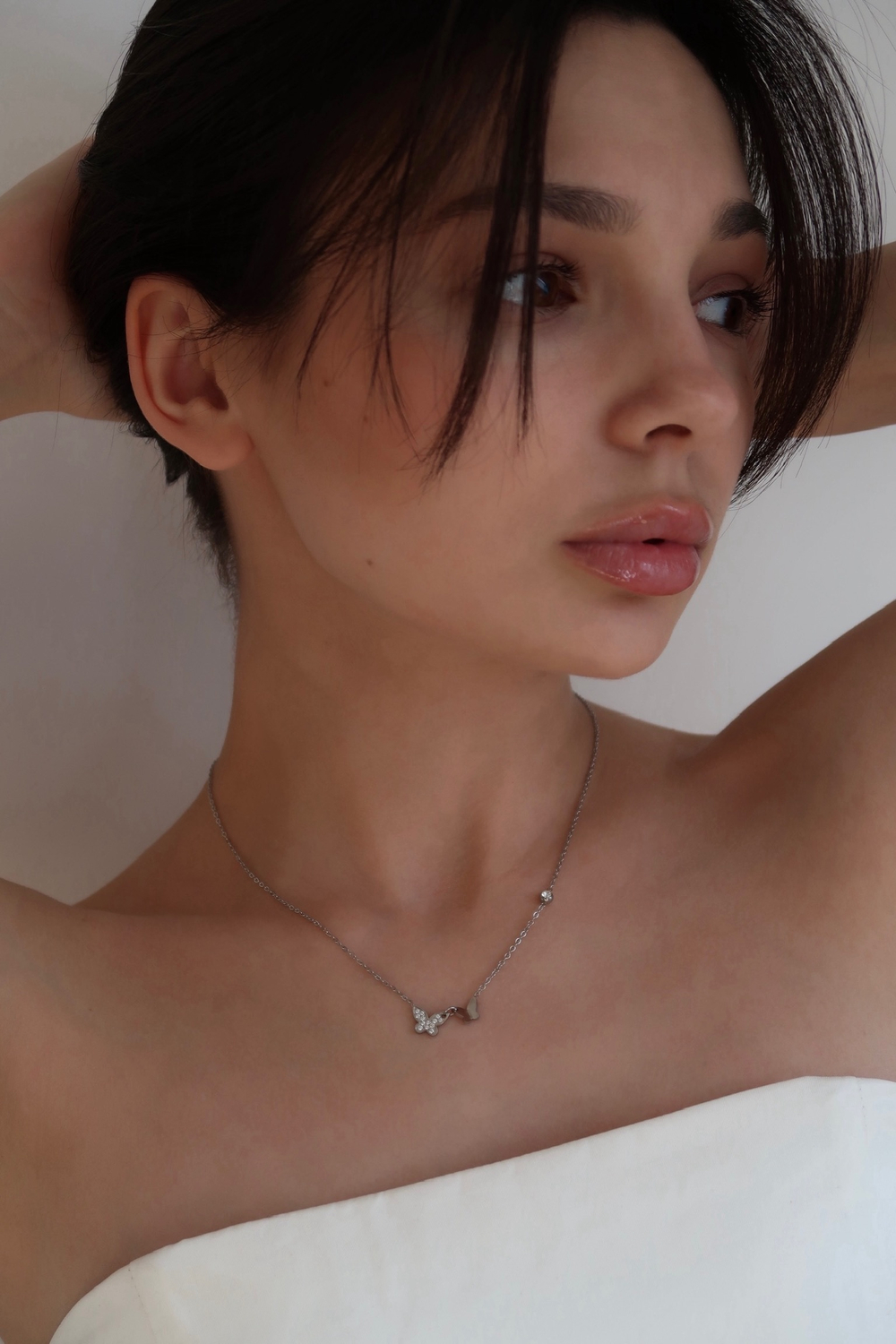 Колье с бабочкой silver