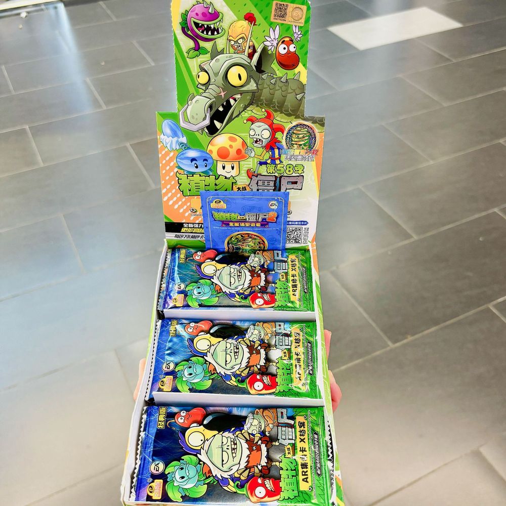 Карточки Коллекционные &quot;Plants vs. Zombies. Classic Edition&quot;