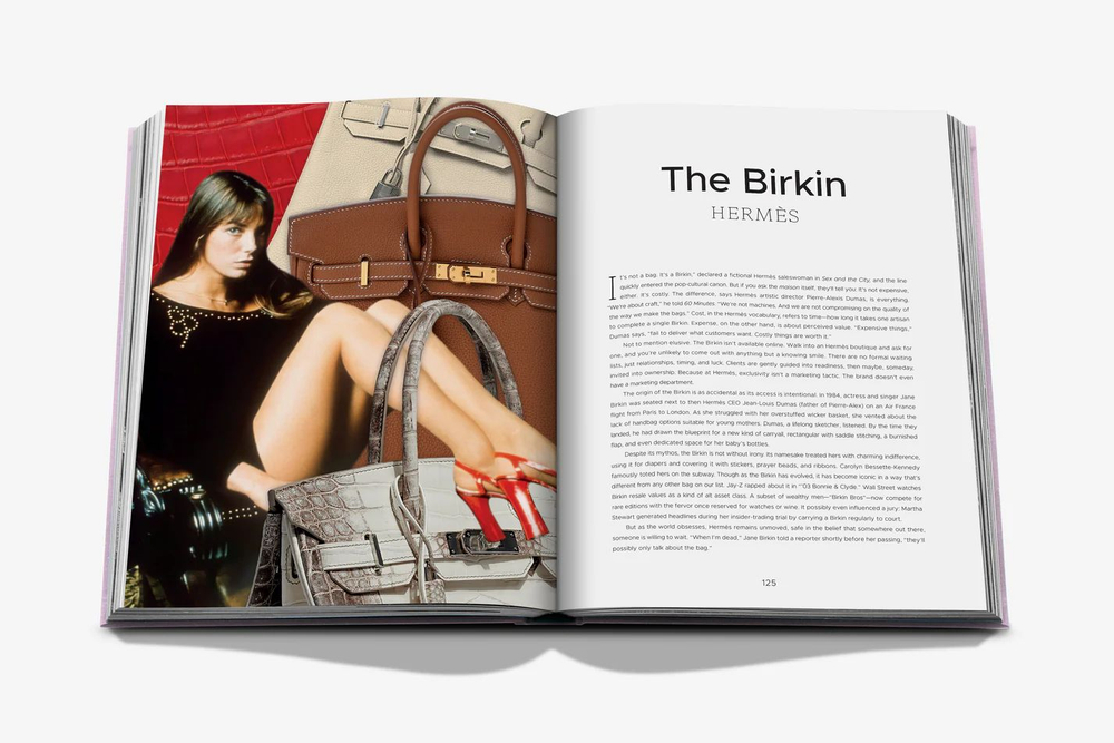 Книга на английском языке Assouline FASHIONPHILE: THE BOOK OF ICONIC BAGS