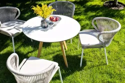 "Франческо" интерьерный стол из HPL круглый Ø90см, цвет молочный