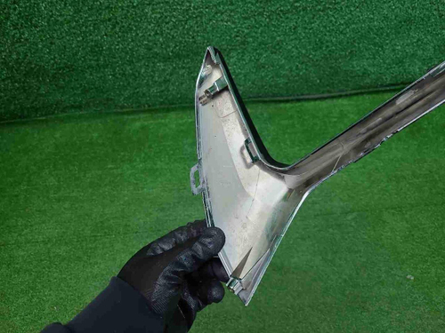 Молдинг заднего бампера правый Geely Monjaro 21-нв