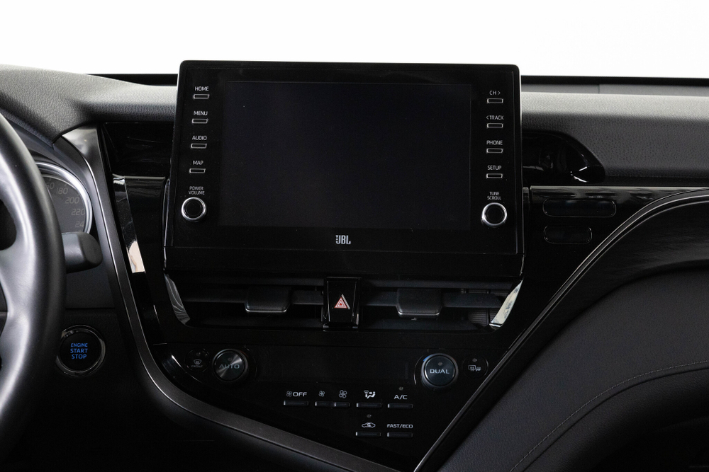 Toyota Camry, 2021 год