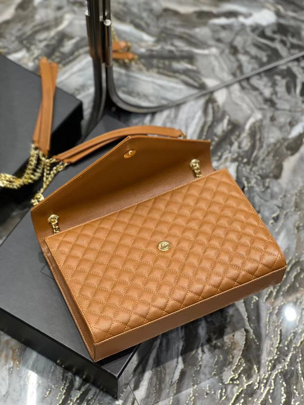 Saint Laurent Envelope Bag 31 cm
