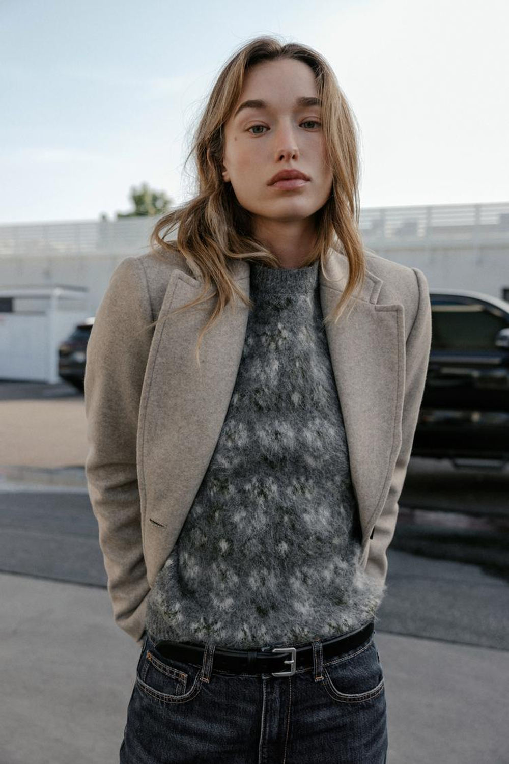 ZARA ПАЛЬТО С ПОДПЛЕЧНИКАМИ ИЗ МЯГКОЙ ТКАНИ, РЫЖЕВАТО-КОРИЧНЕВЫЙ