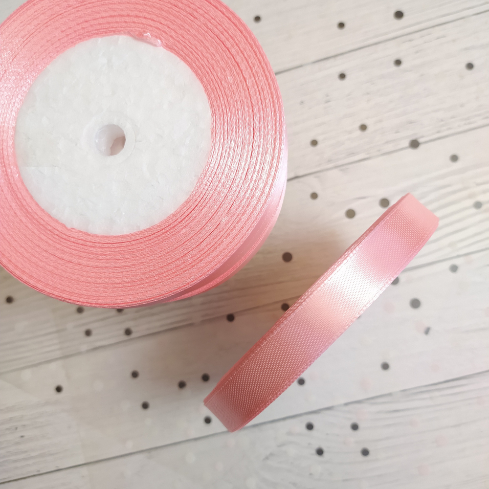 Лента атласная розовая 12мм