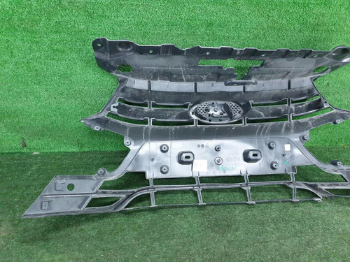 Решетка радиатора Lada Granta 2 (2018-н.в.)