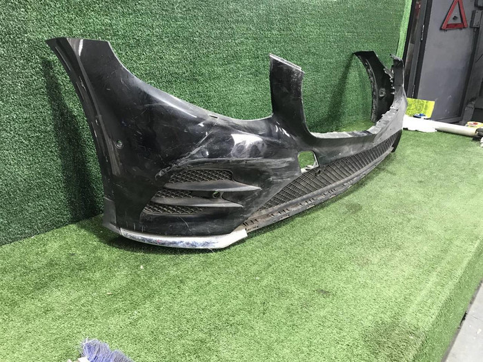 Бампер передний Mercedes GLC X253 (2015-2019) AMG