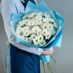 Букет из белой хризантемы размер S