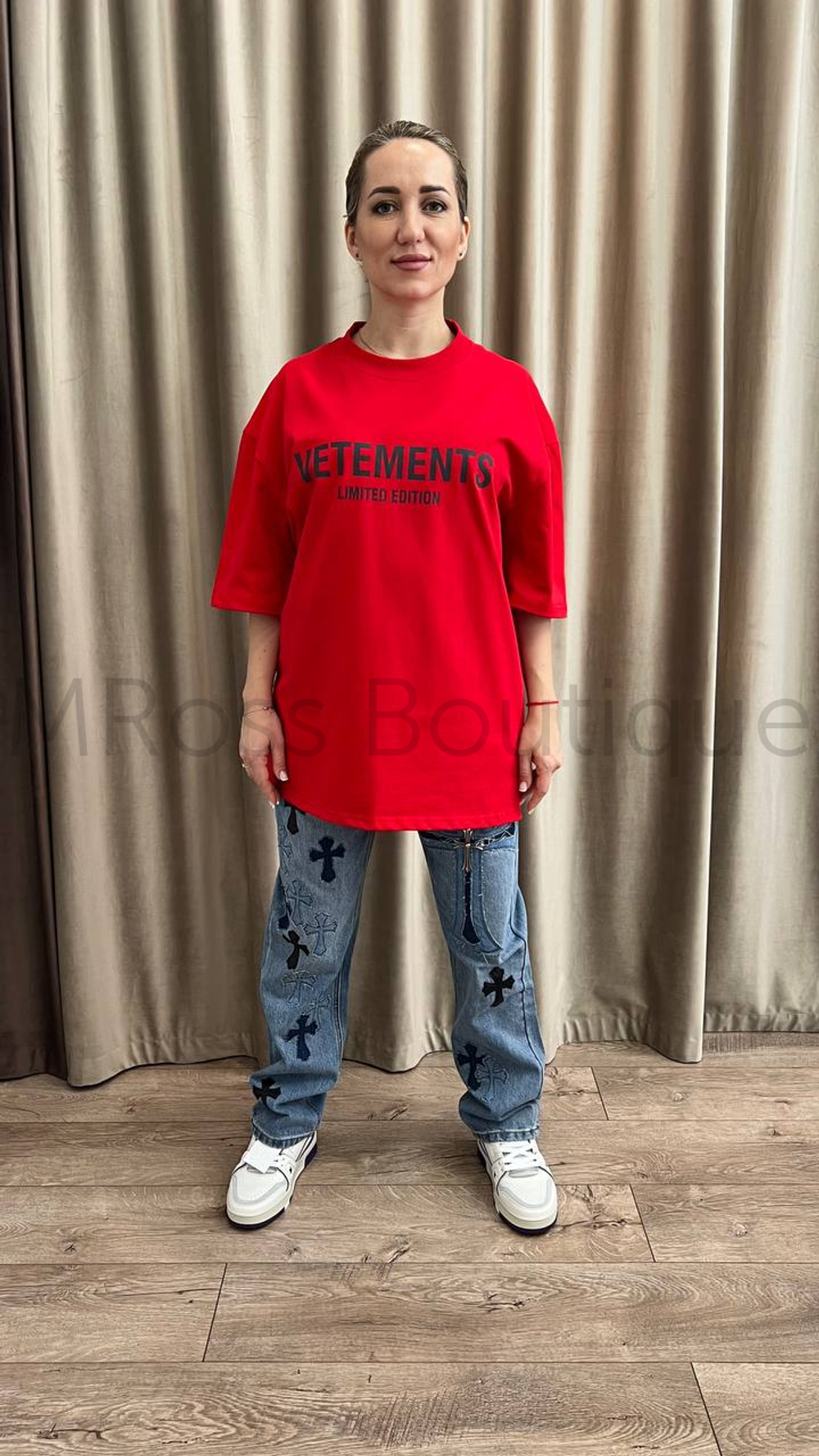 Красная футболка Vetements кроя оверсайз