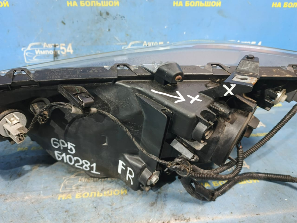 Фара передняя правая Honda FIT 2013-2015