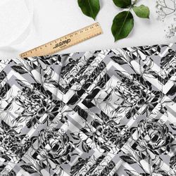 Ткань штапель черно-белые цветы в ромбик