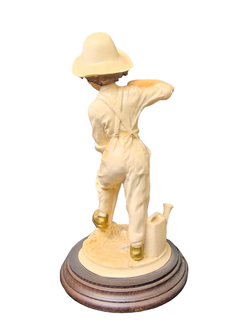 Статуэтка "Маленький садовник" Capodimonte