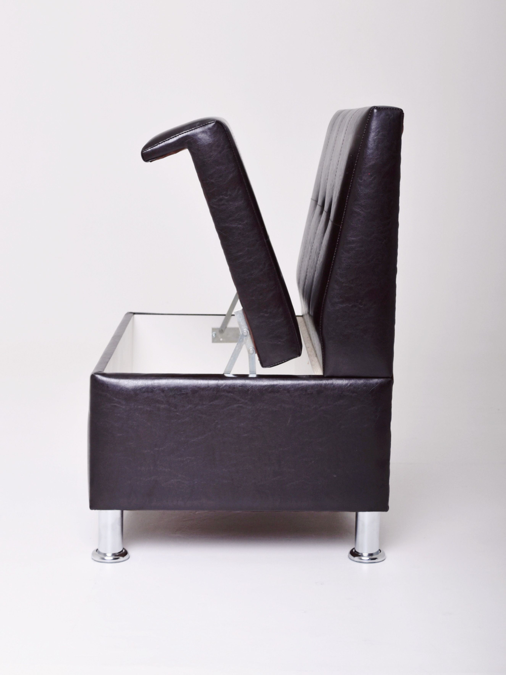 Стильный компактный диван Фабрики ОНИКС из практичного и износостойкого материала с оригинальным дизайном, вместительным ящиком для хранения, мягким наполнителем для дома, дачи и офиса