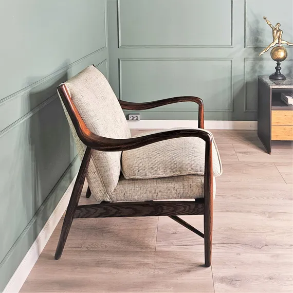 Кресло Finn Juhl Model 45, темный орех, бежевая рогожка