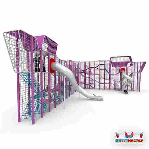 Плоский угловой комплекс «Космическая станция», 16,8×15,6×6 м